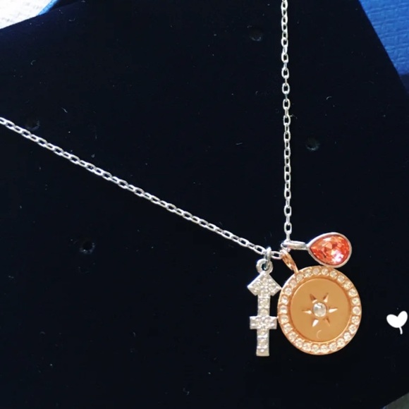 Swarovski sagittarius necklace - Picture 6 of 8